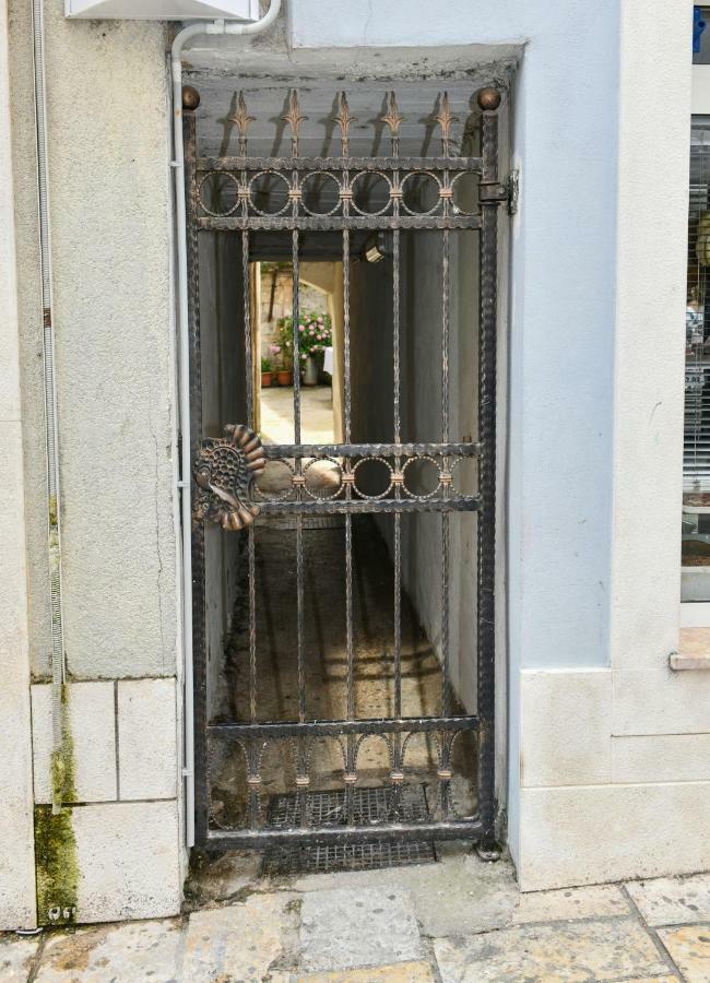 Apartment Cecilija Sinj Luaran gambar